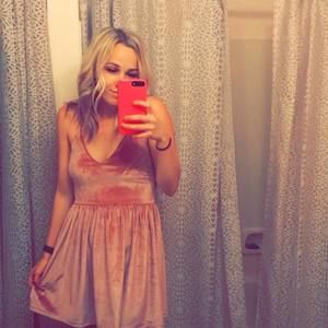 Meet your Posher, Taylor